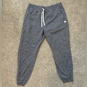 Vuori Performance Jogger.  Heather Gray. Size Large.